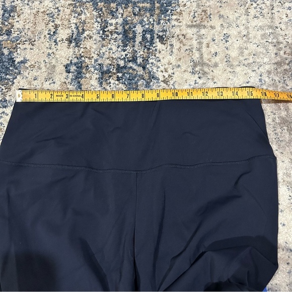 Chico’s Zenergy Navy Blue Color-block Leggings Size 12/14 - Picture 7 of 9
